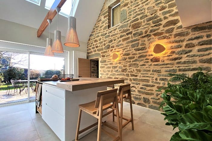Renovation longère bretonne et Decoration d'intérieur cuisine Coaching Deco Muda créations Quimper Finistère